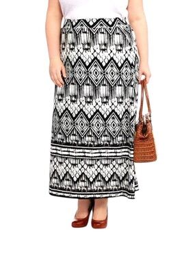 Faded Glory Black and White Geometric Maxi Skirt